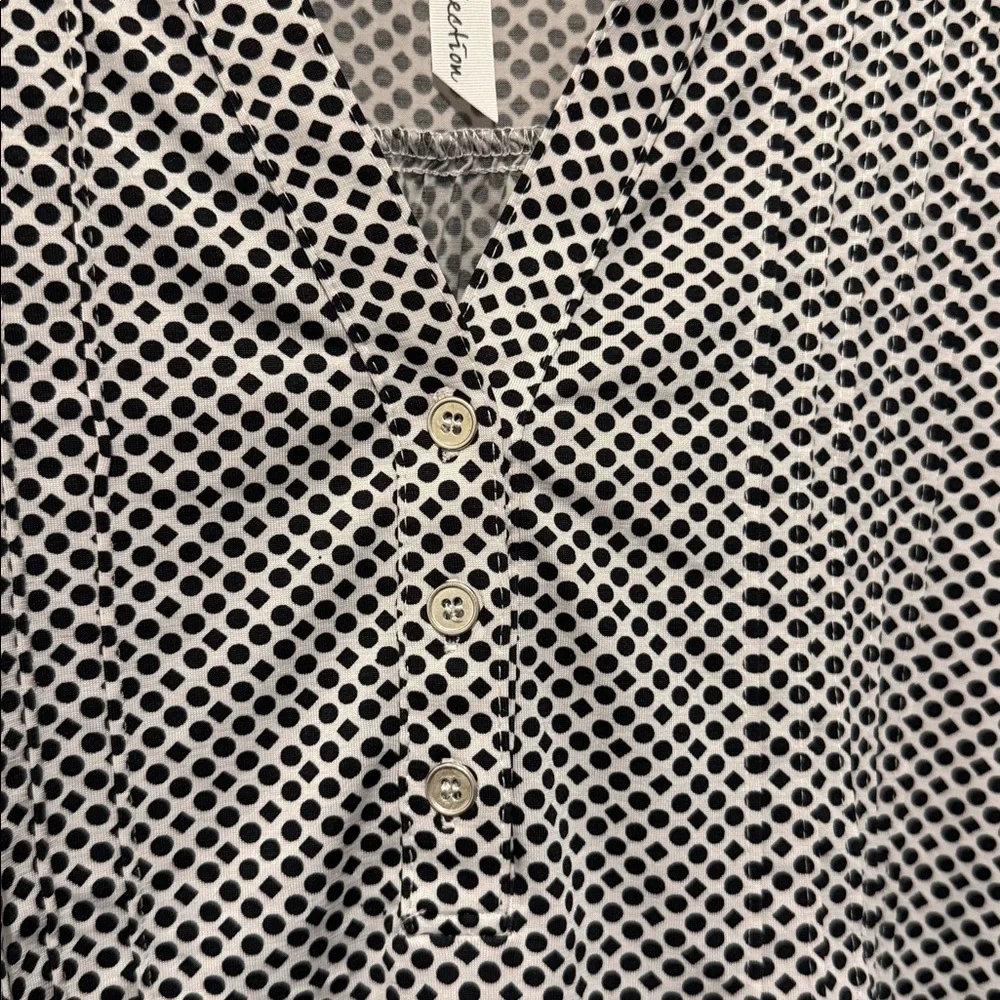Women’s NY Collection Black and White Patterned Blouse - Picture 3 of 7